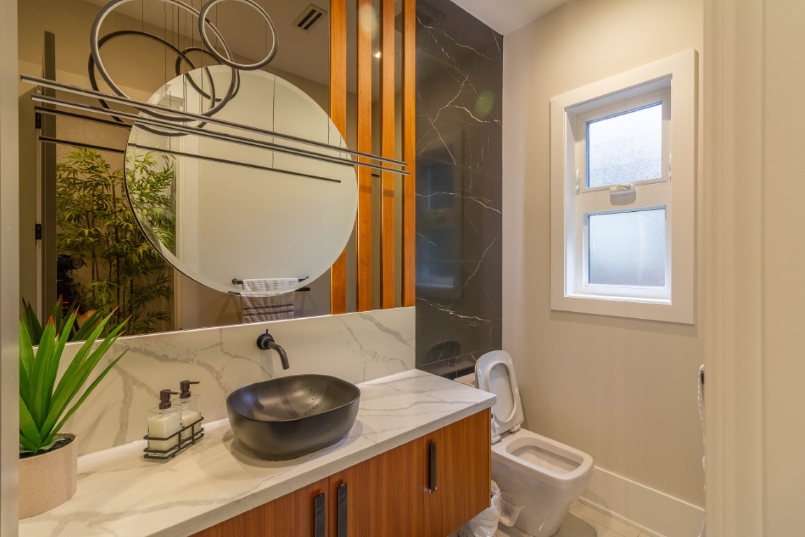 13906 35A AVENUE 16