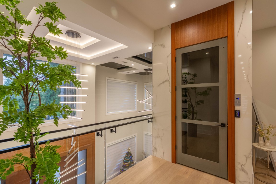 13906 35A AVENUE 18