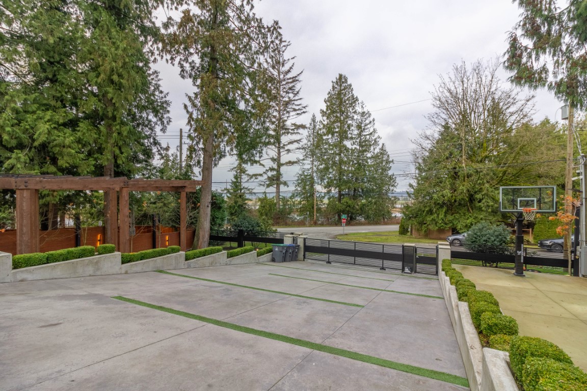 13906 35A AVENUE 35