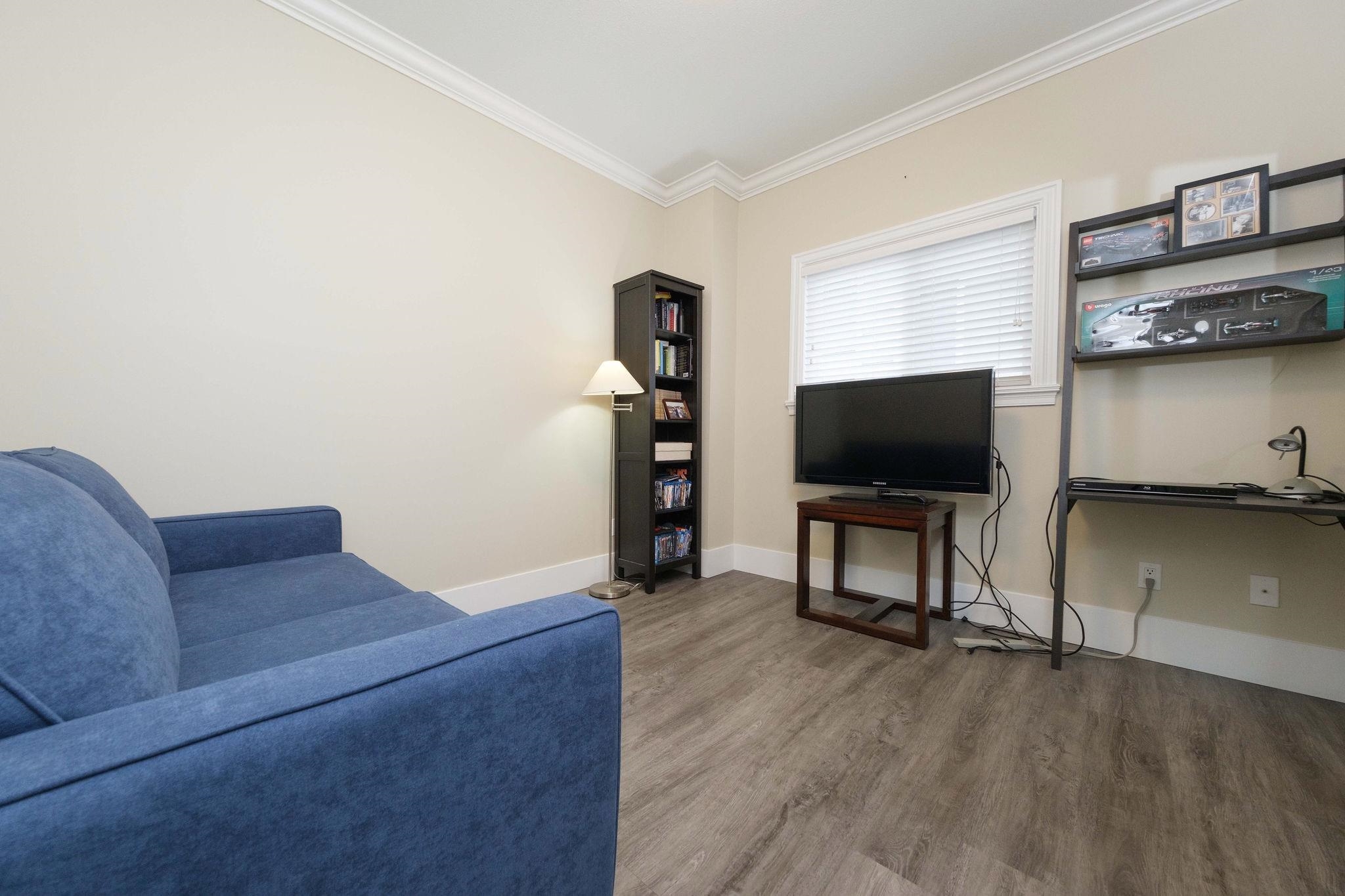 10122 WILLIAMS ROAD 17