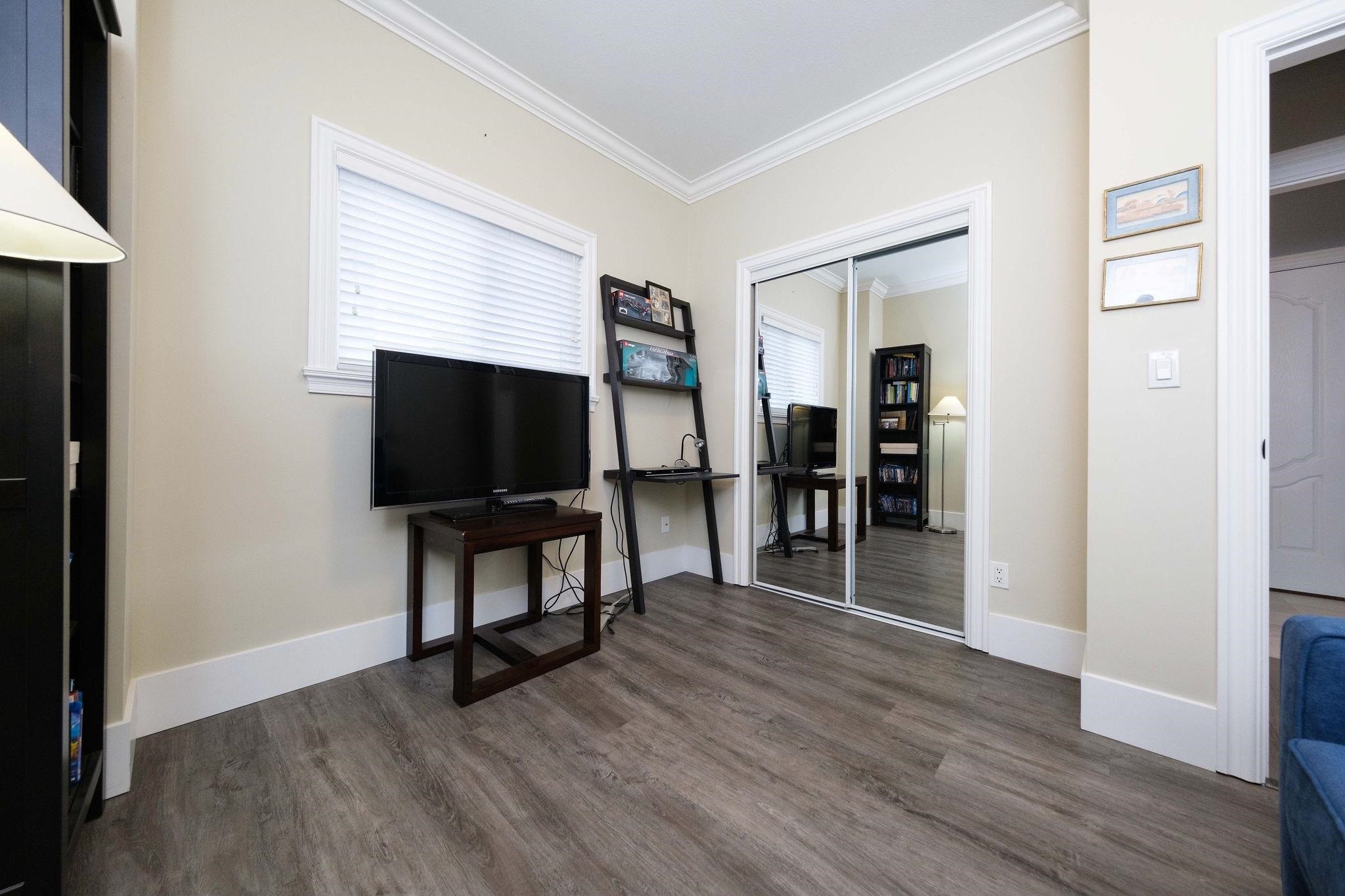 10122 WILLIAMS ROAD 18