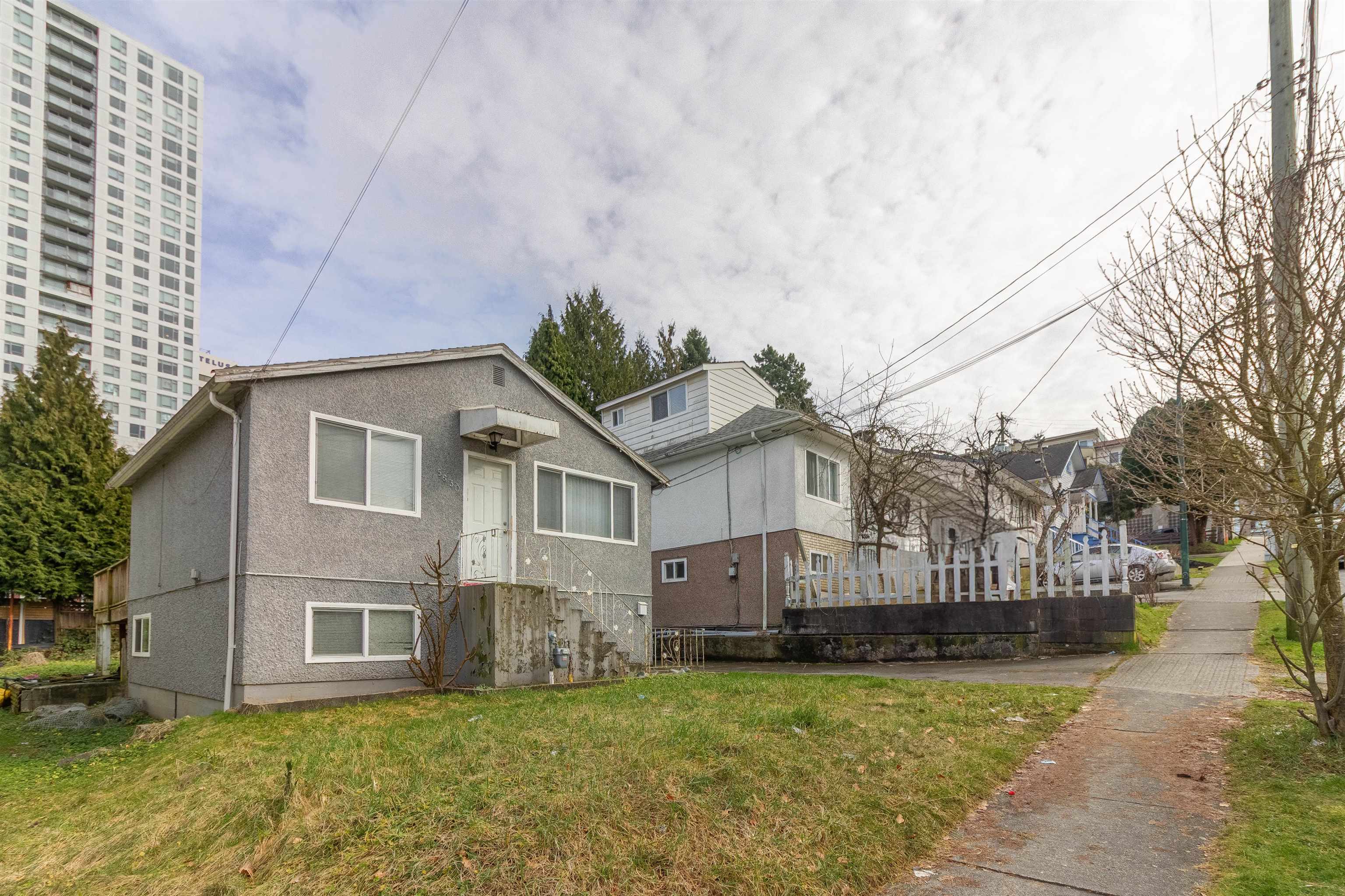 5630 LINCOLN STREET 27