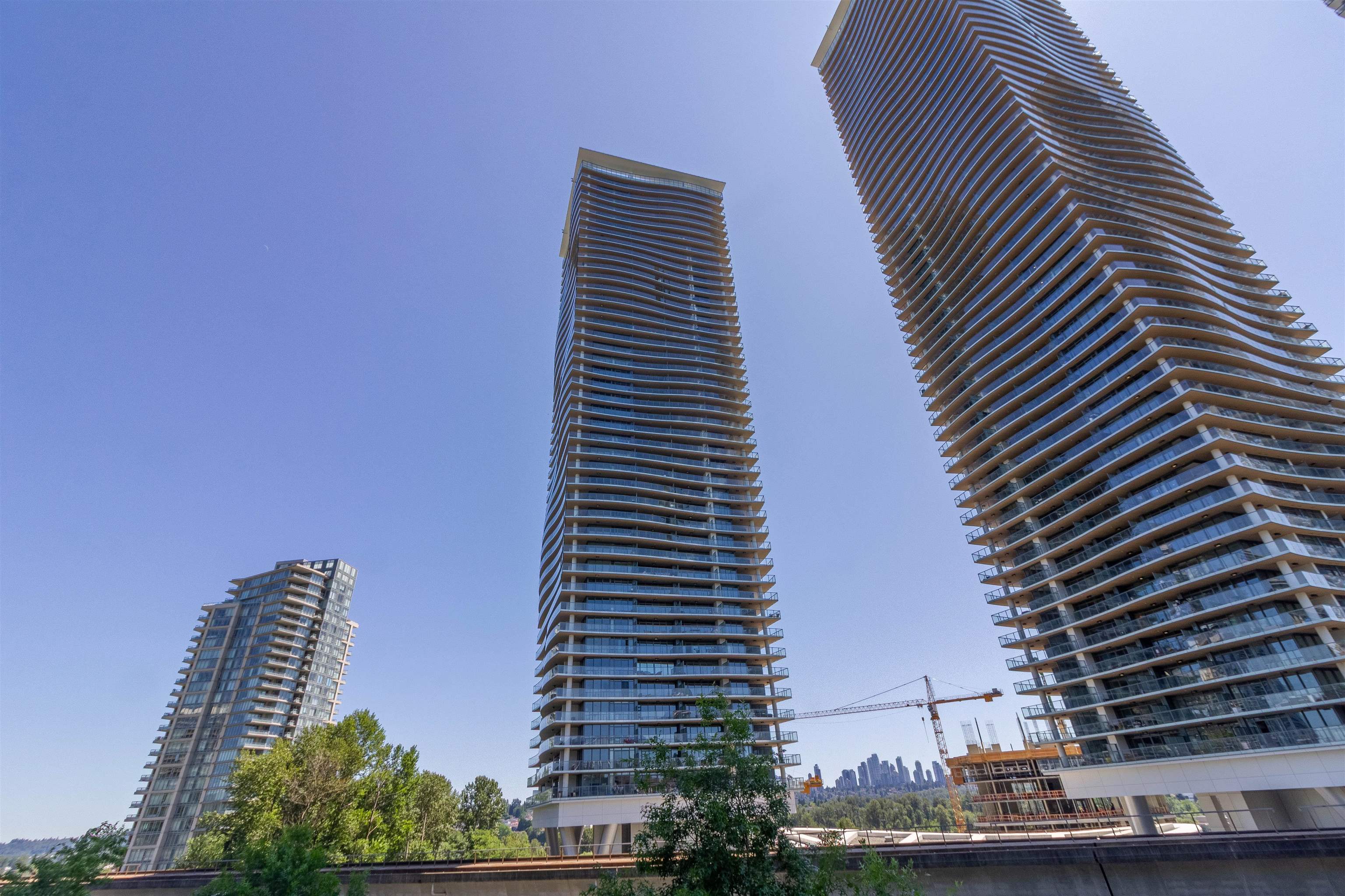 2909 4890 LOUGHEED HIGHWAY 34