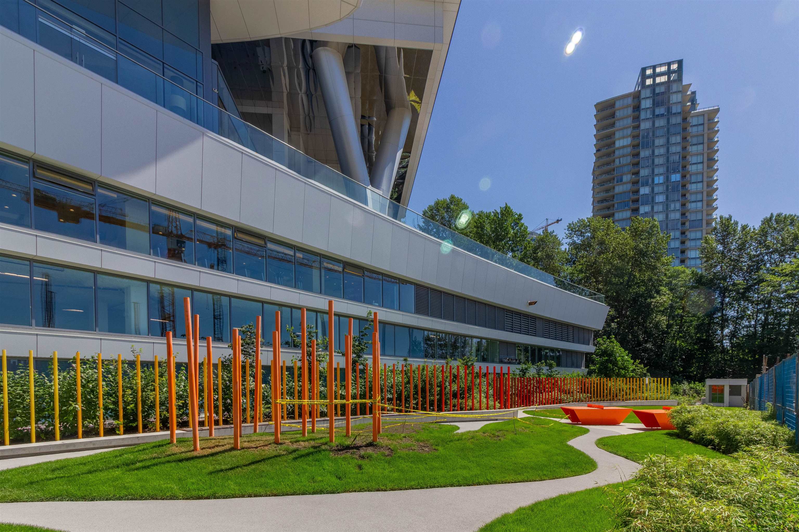 2909 4890 LOUGHEED HIGHWAY 27