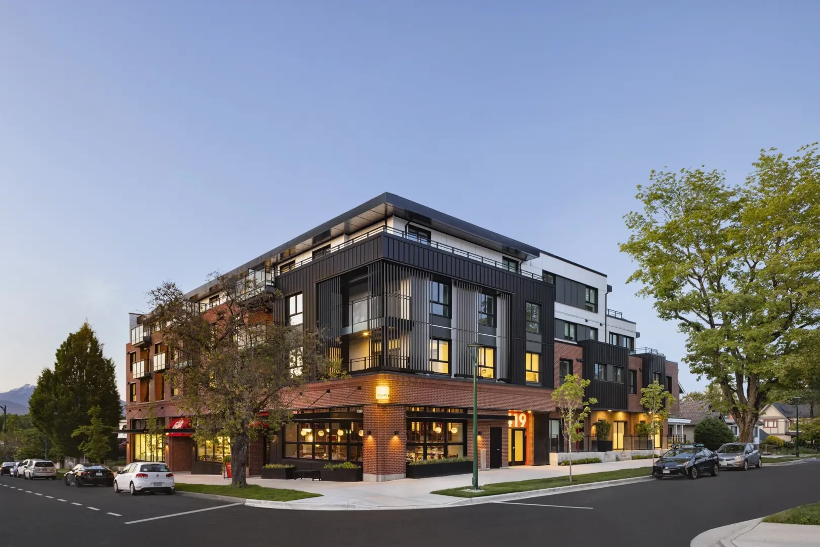 Lennox – North Vancouver 2