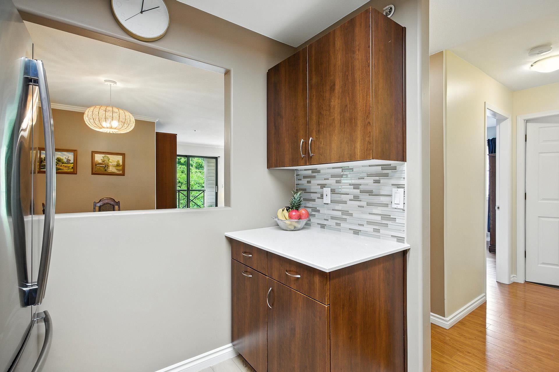 303 2357 WHYTE AVENUE 18