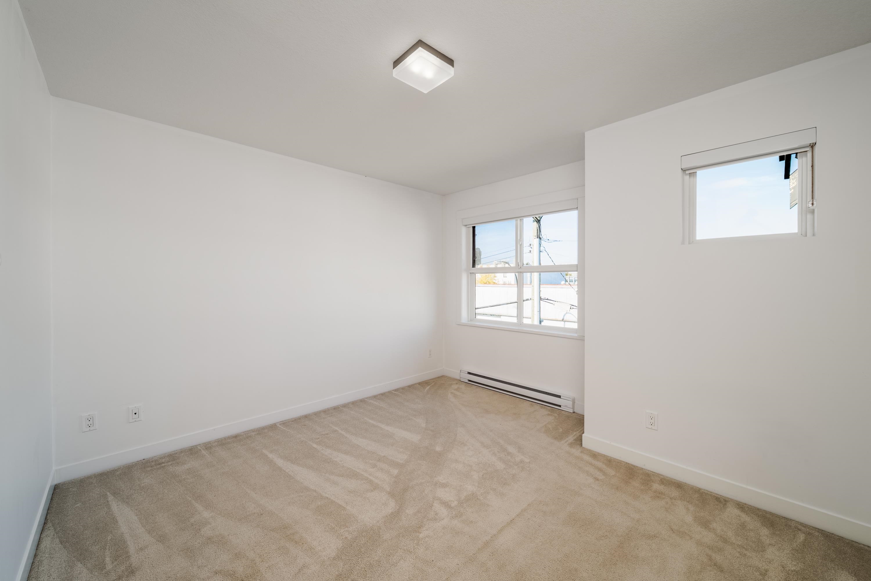 18 7039 MACPHERSON AVENUE 39