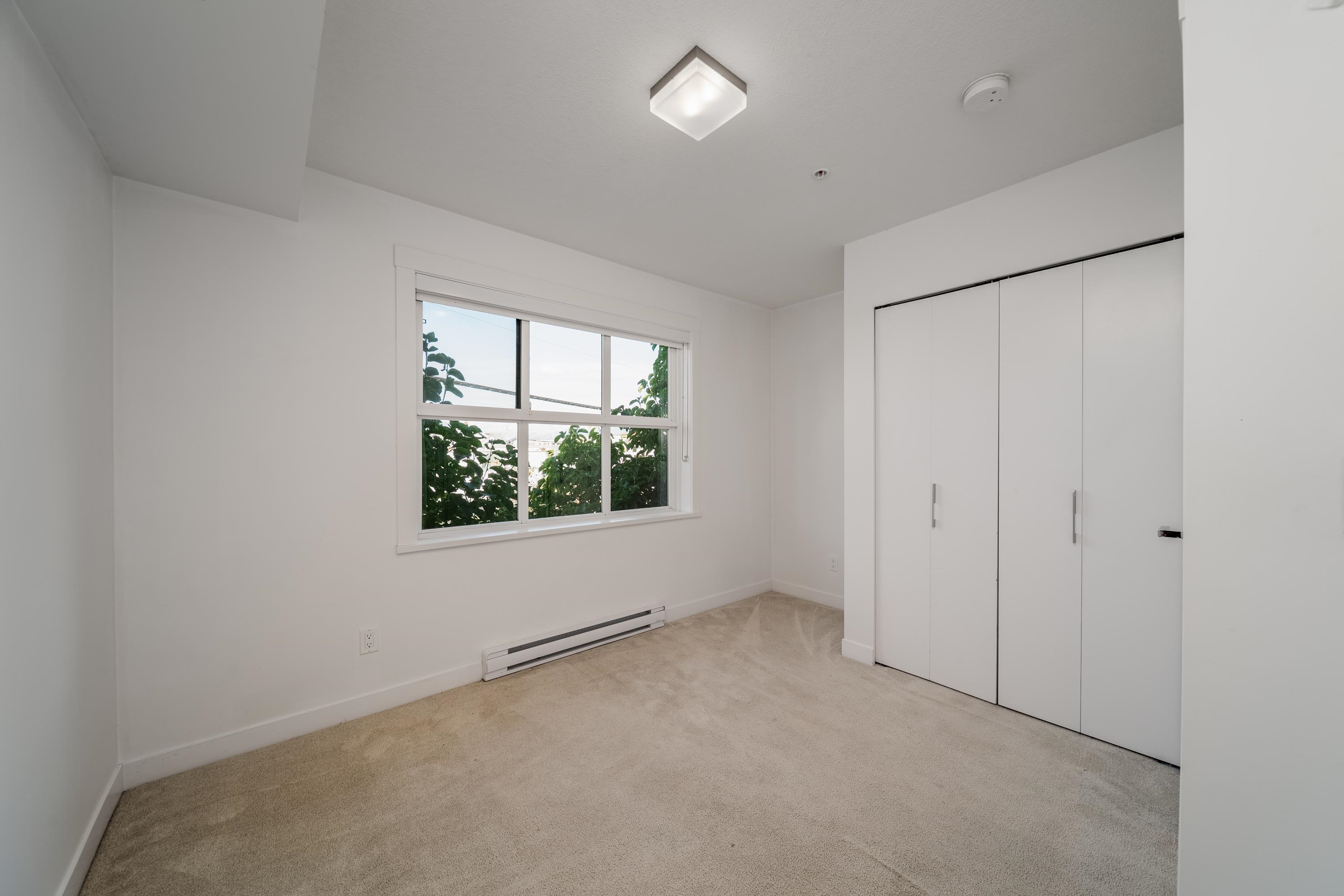 18 7039 MACPHERSON AVENUE 38