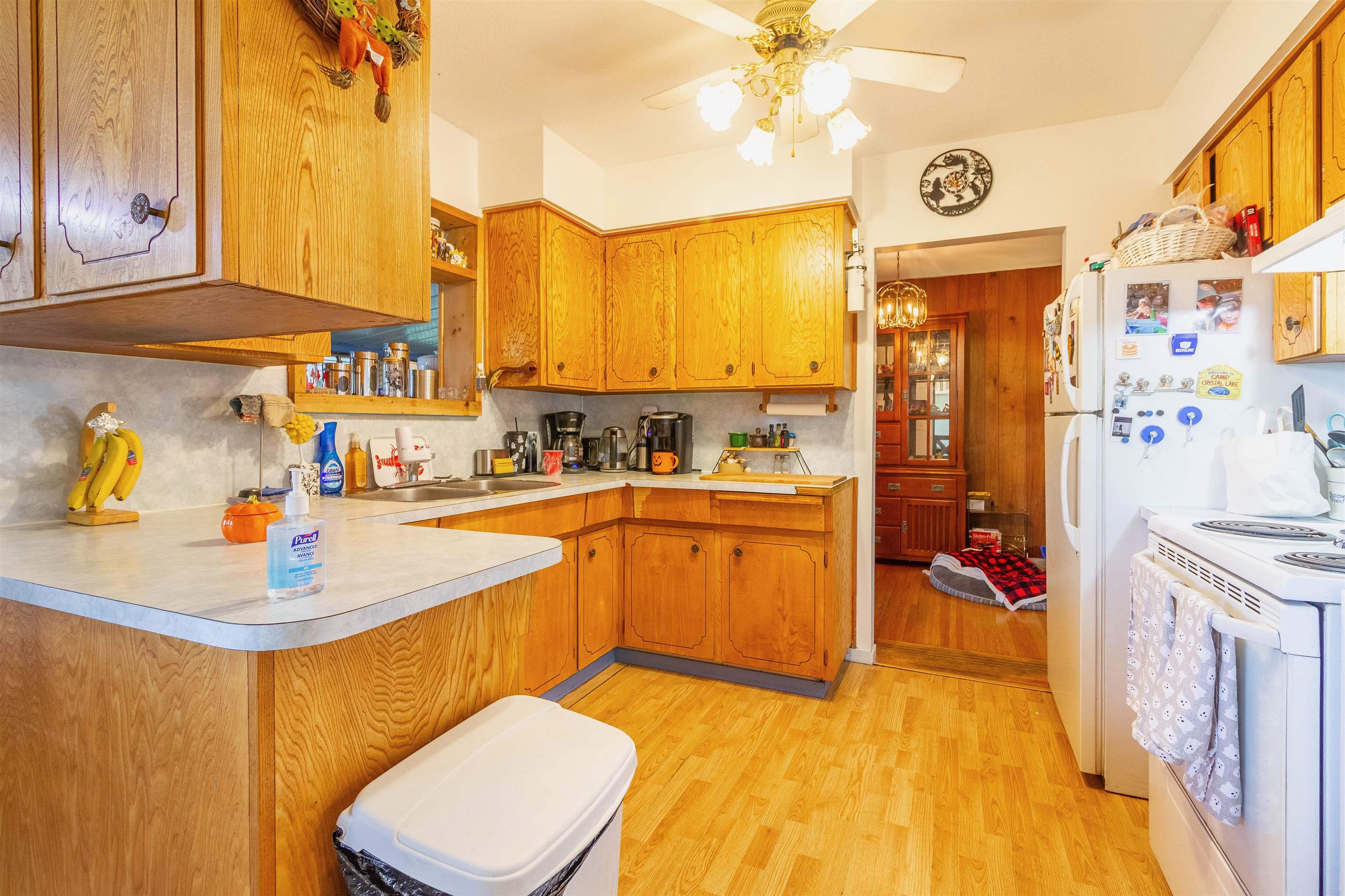 406 SCHOOLHOUSE STREET 8