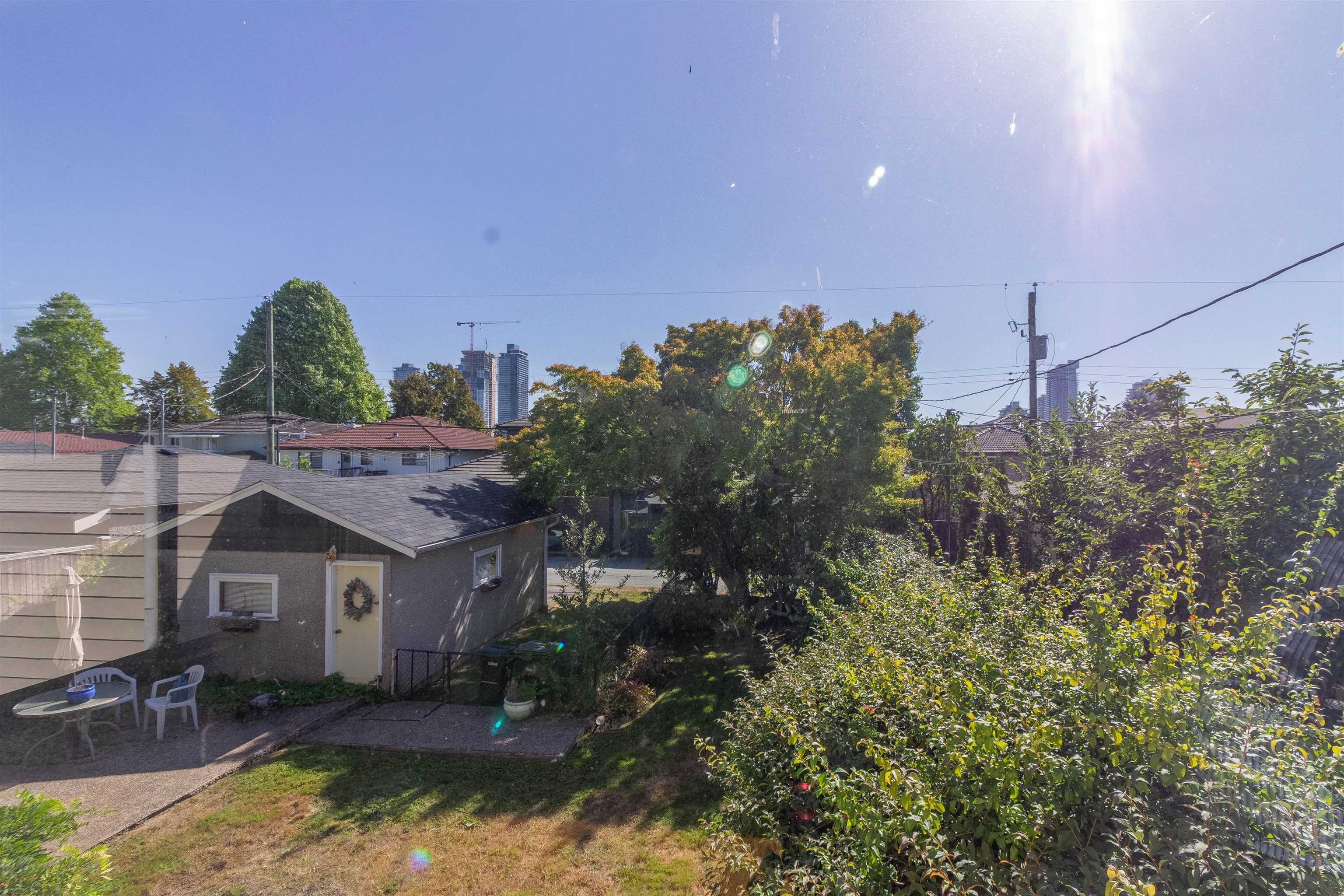 4342 PARKER STREET 11