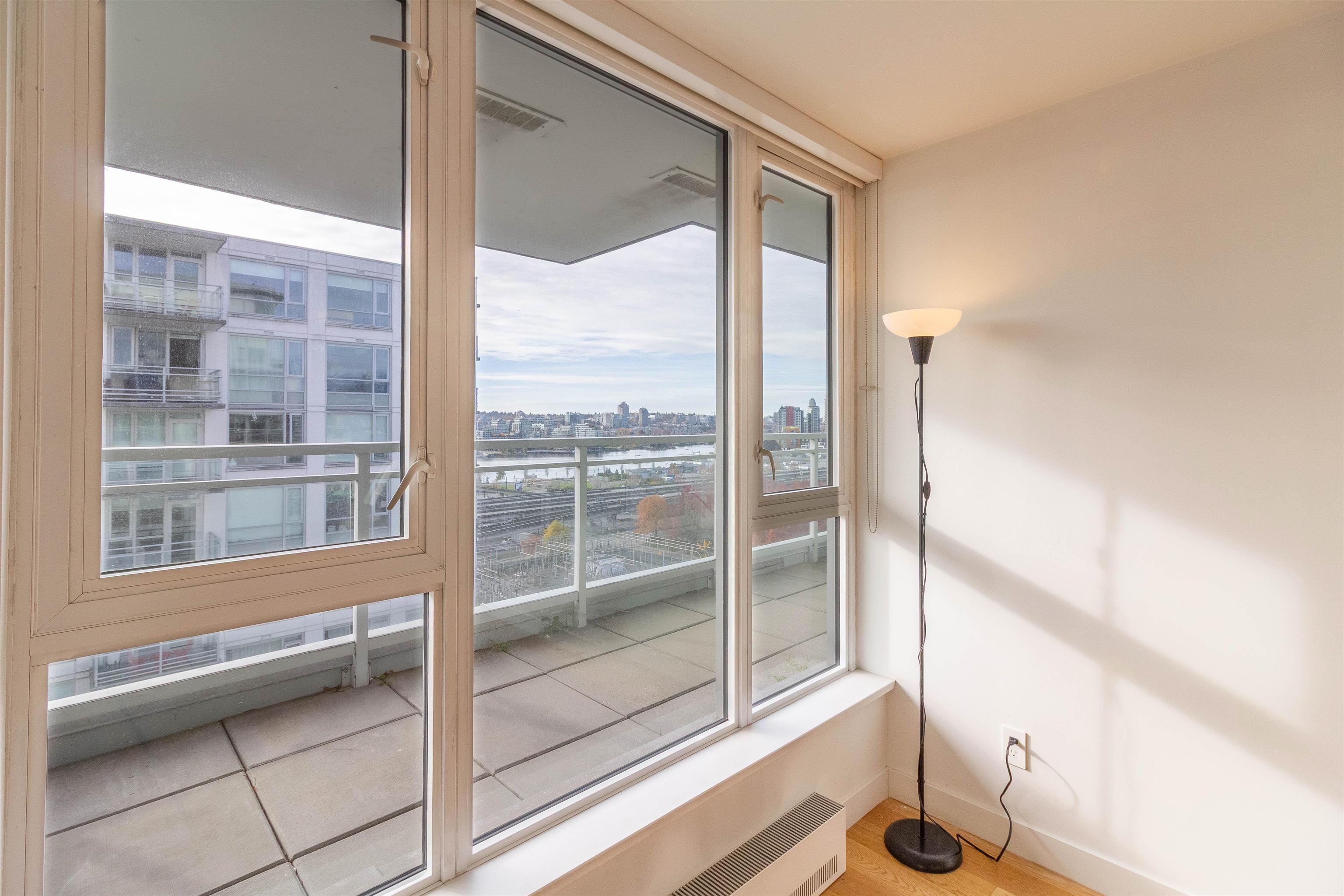 1810 188 KEEFER STREET 10