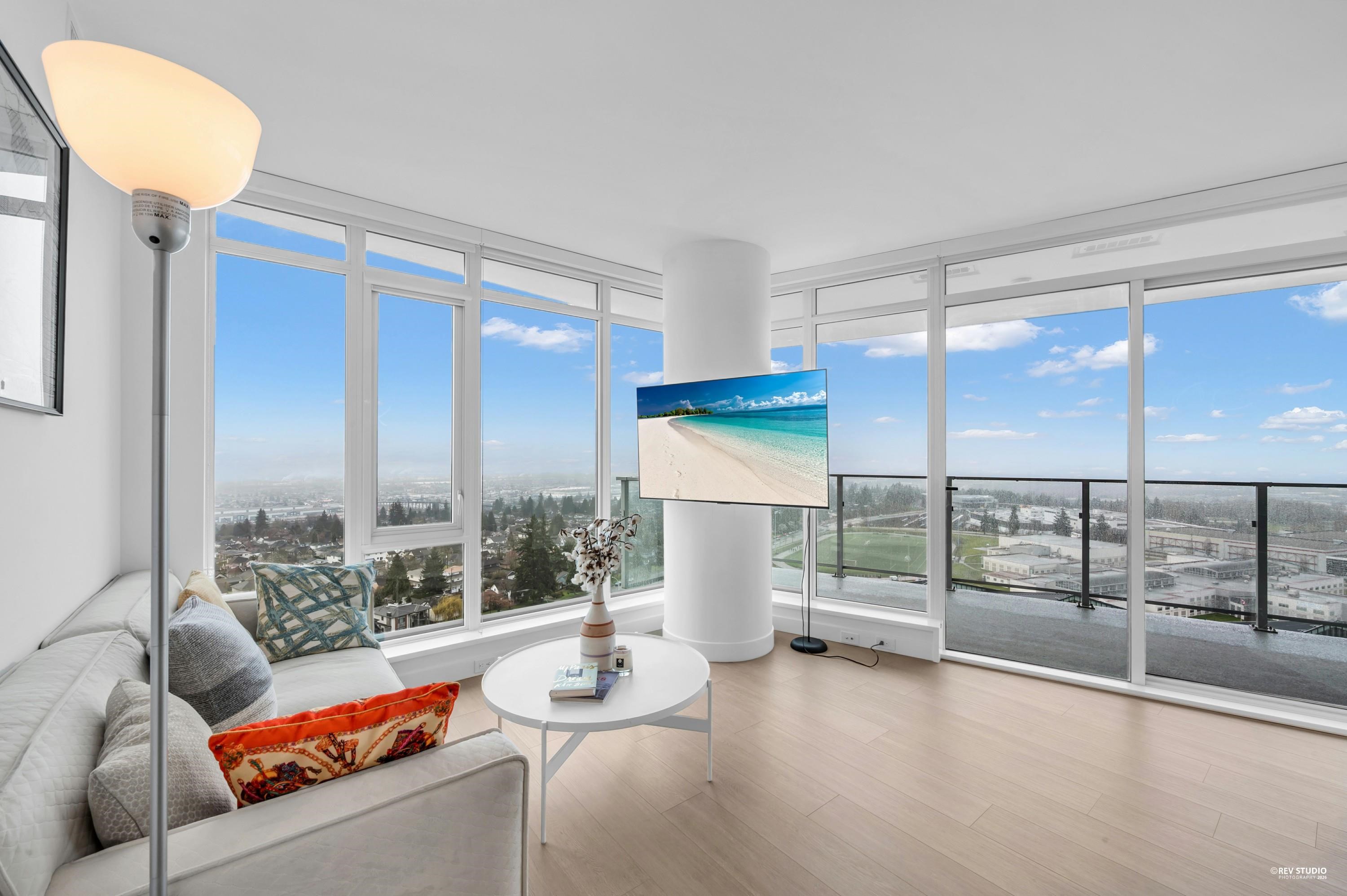 1702 7769 PARK CRESCENT 14