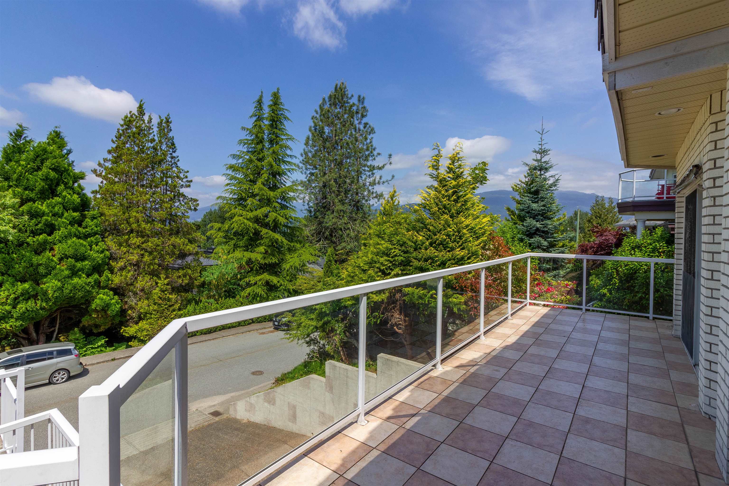 7286 BARNET ROAD 7