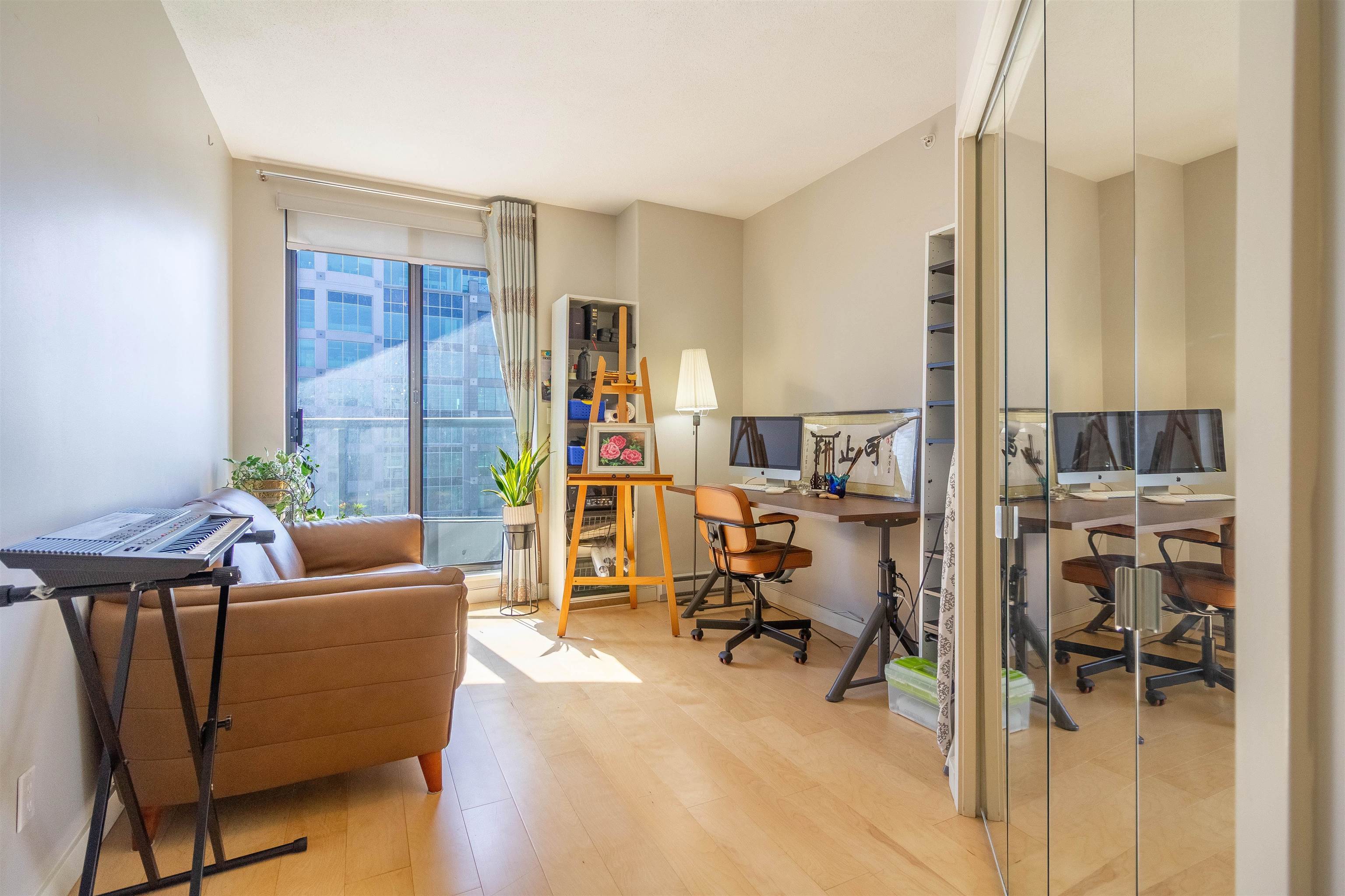 1602 4567 HAZEL STREET 21