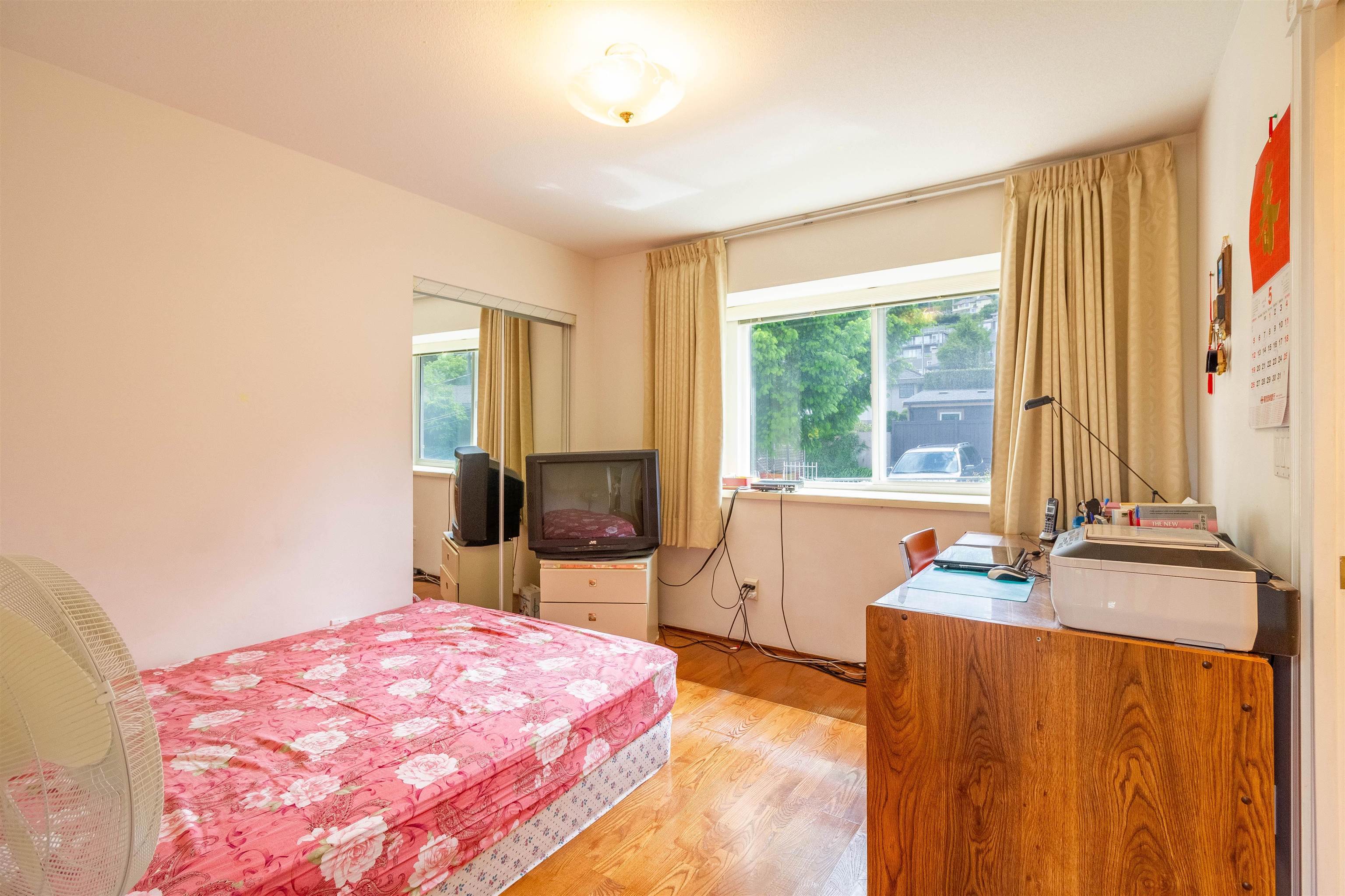 7286 BARNET ROAD 23