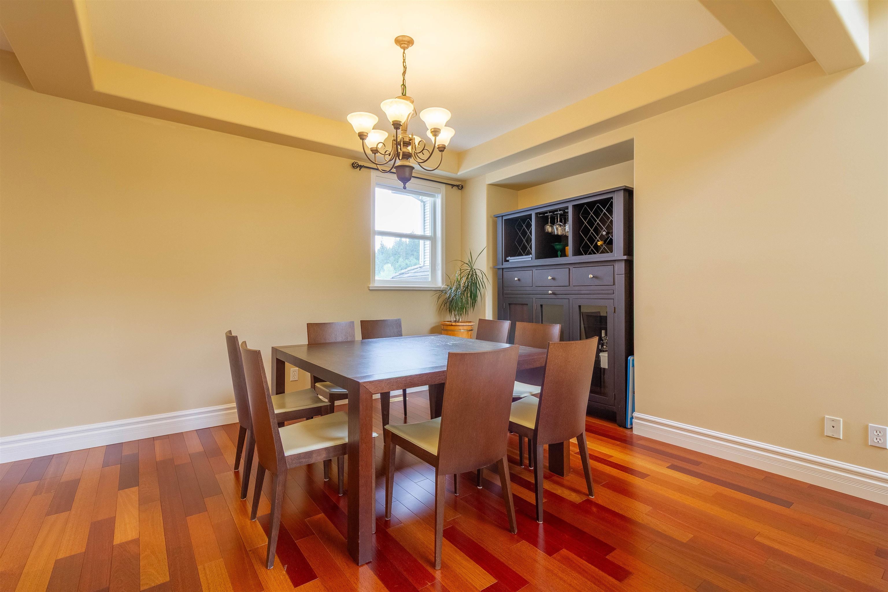 2115 BERKSHIRE CRESCENT 4