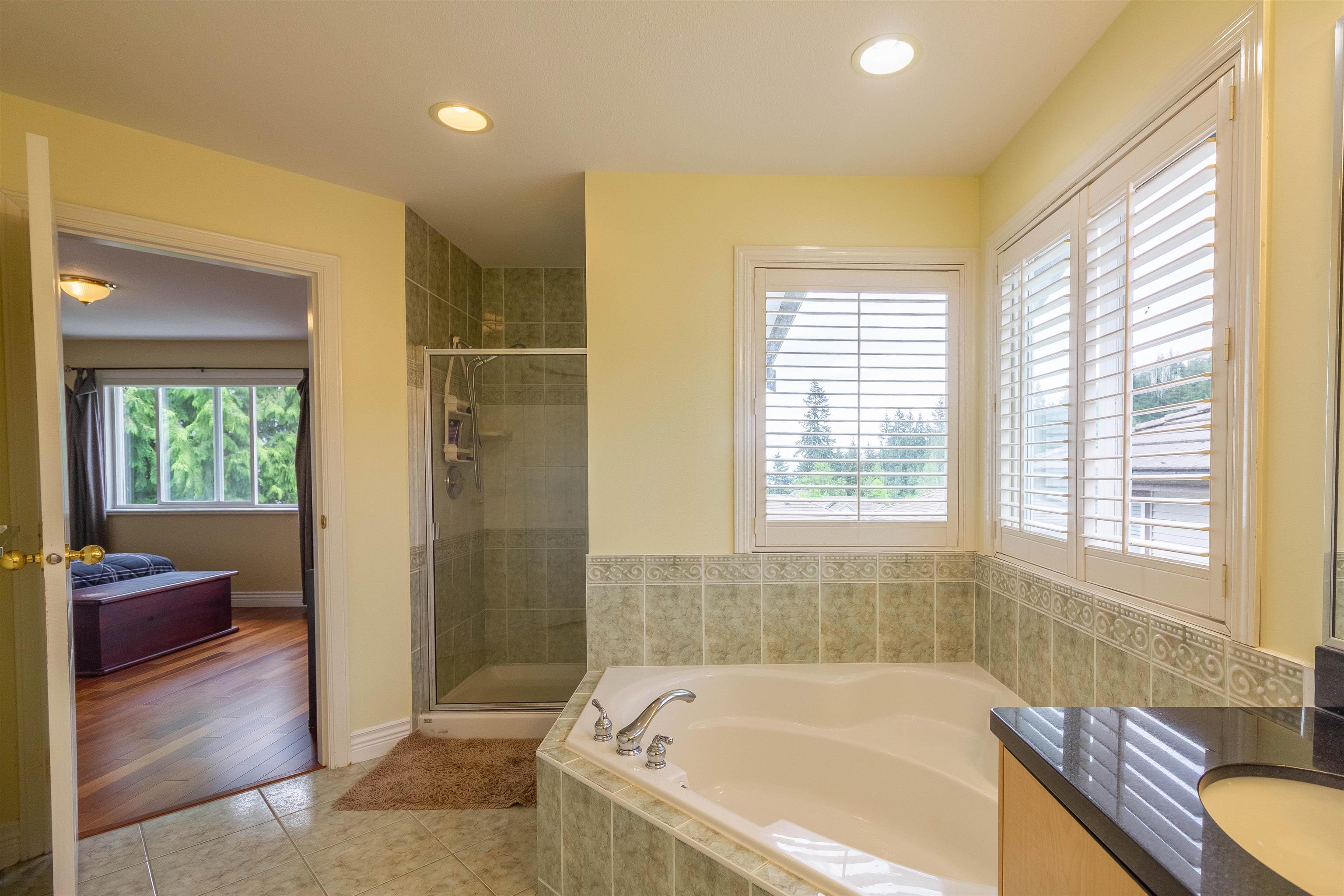 2115 BERKSHIRE CRESCENT 19