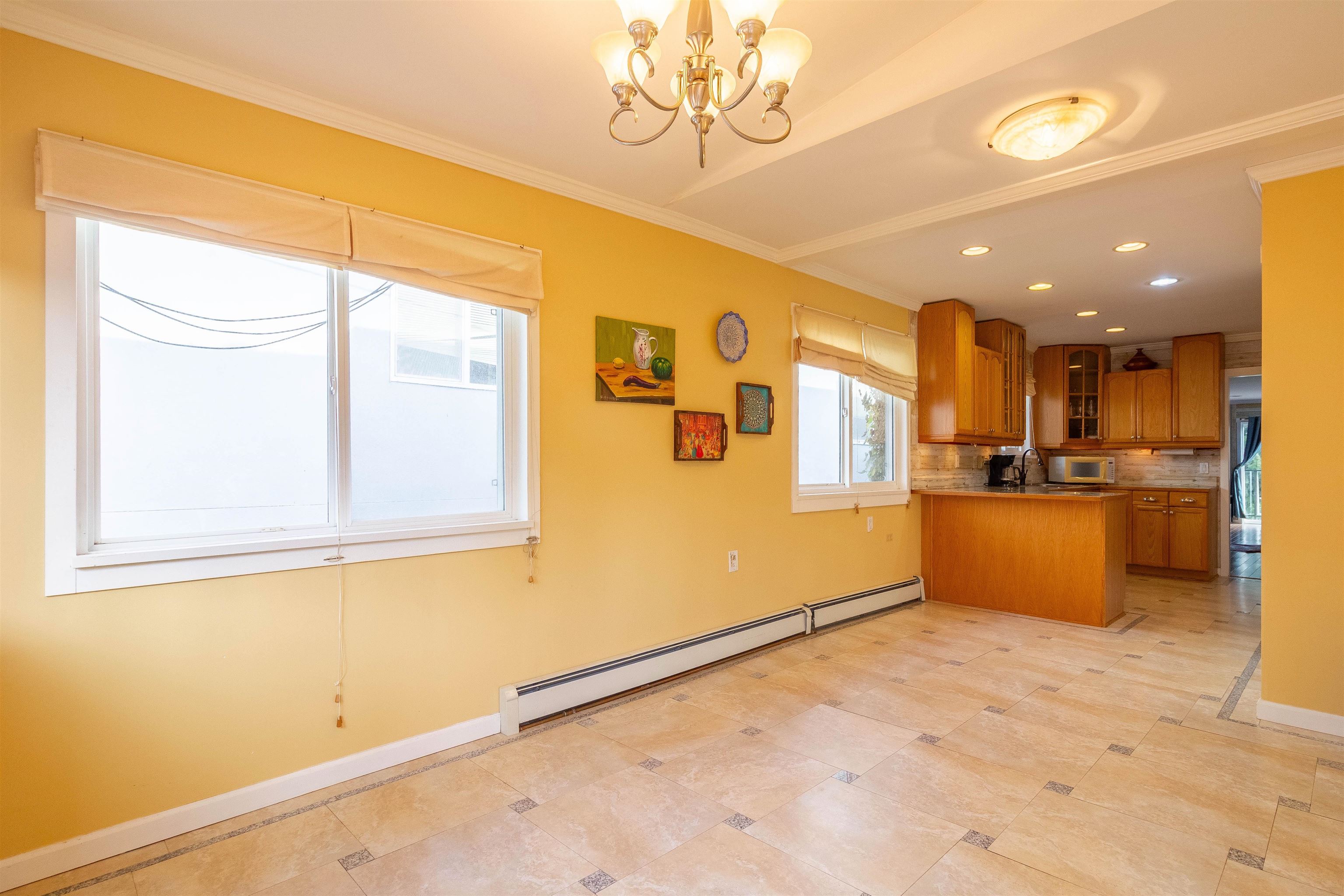 111 N FELL AVENUE 10