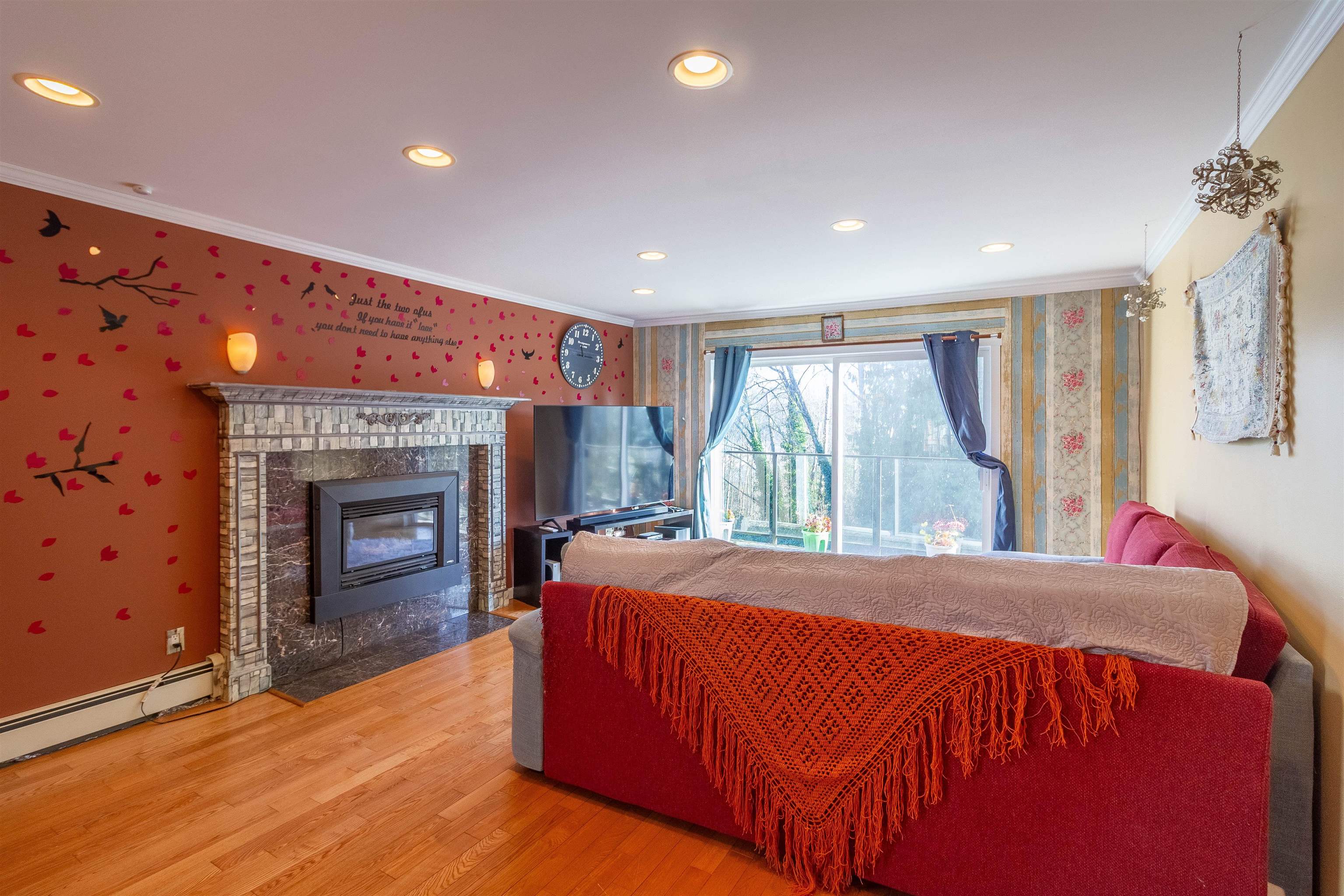 111 N FELL AVENUE 2