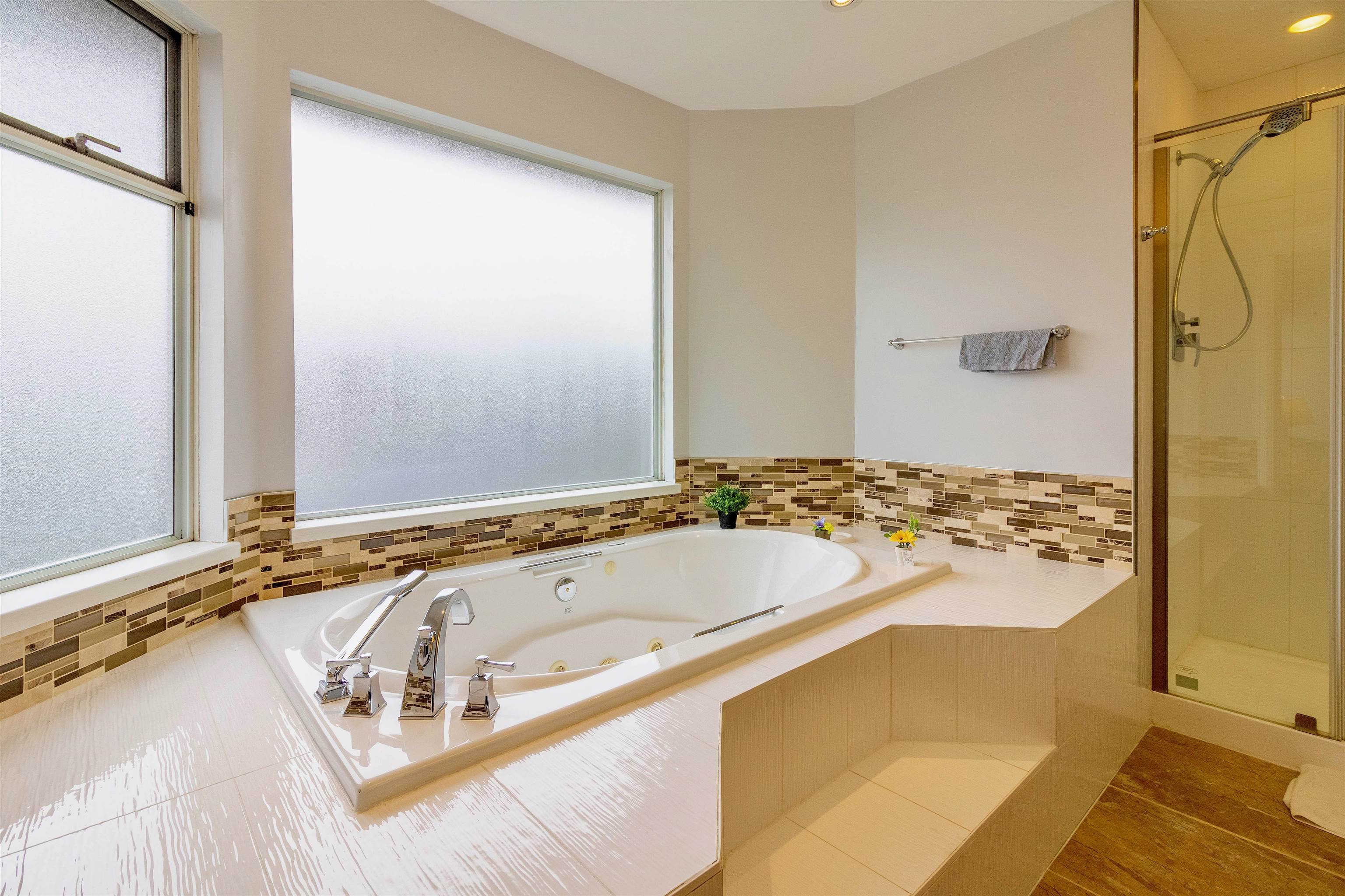 921 CITADEL DRIVE 18